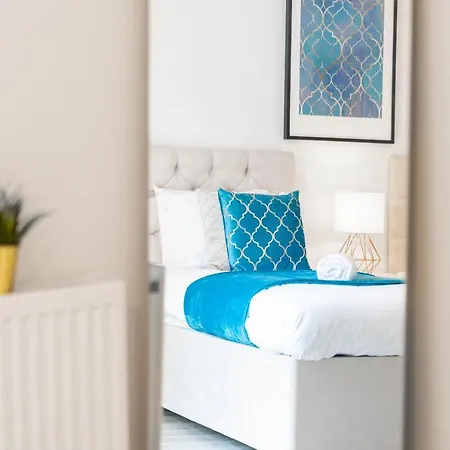 Luxury - Parking - Twin Beds - Rated - Selly Oak - Rated *